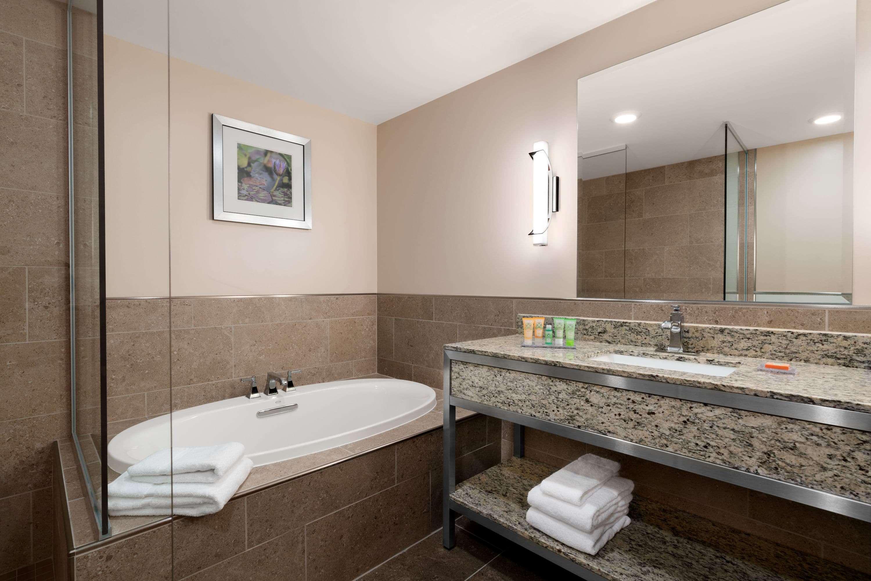 Отель Wyndham Garden State College Boalsburg Экстерьер фото