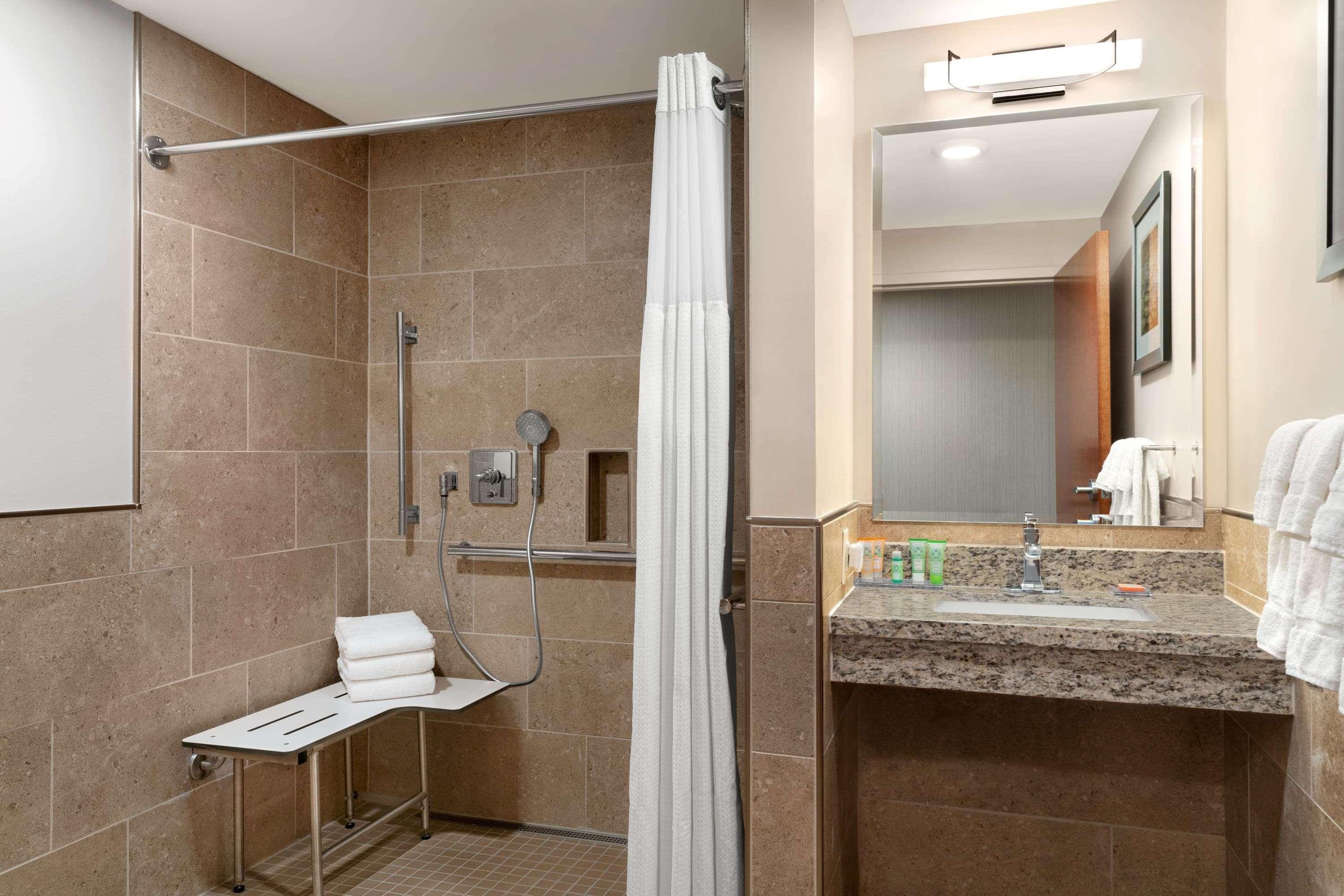 Отель Wyndham Garden State College Boalsburg Экстерьер фото