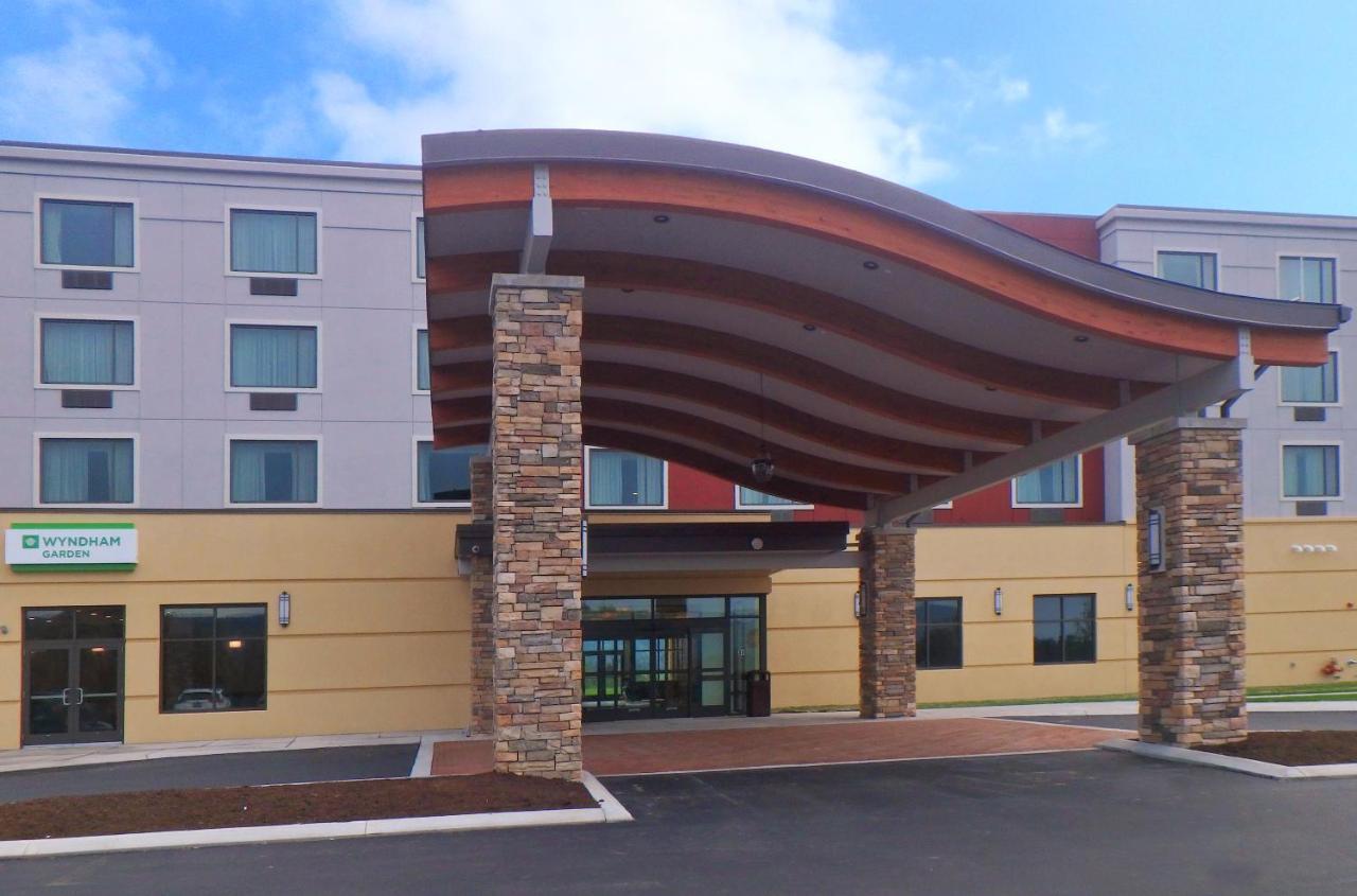 Отель Wyndham Garden State College Boalsburg Экстерьер фото
